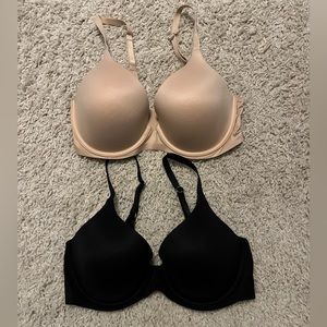 2 Aerie Sunnie Full Coverage lightly lined bras. Brand new, never washed.